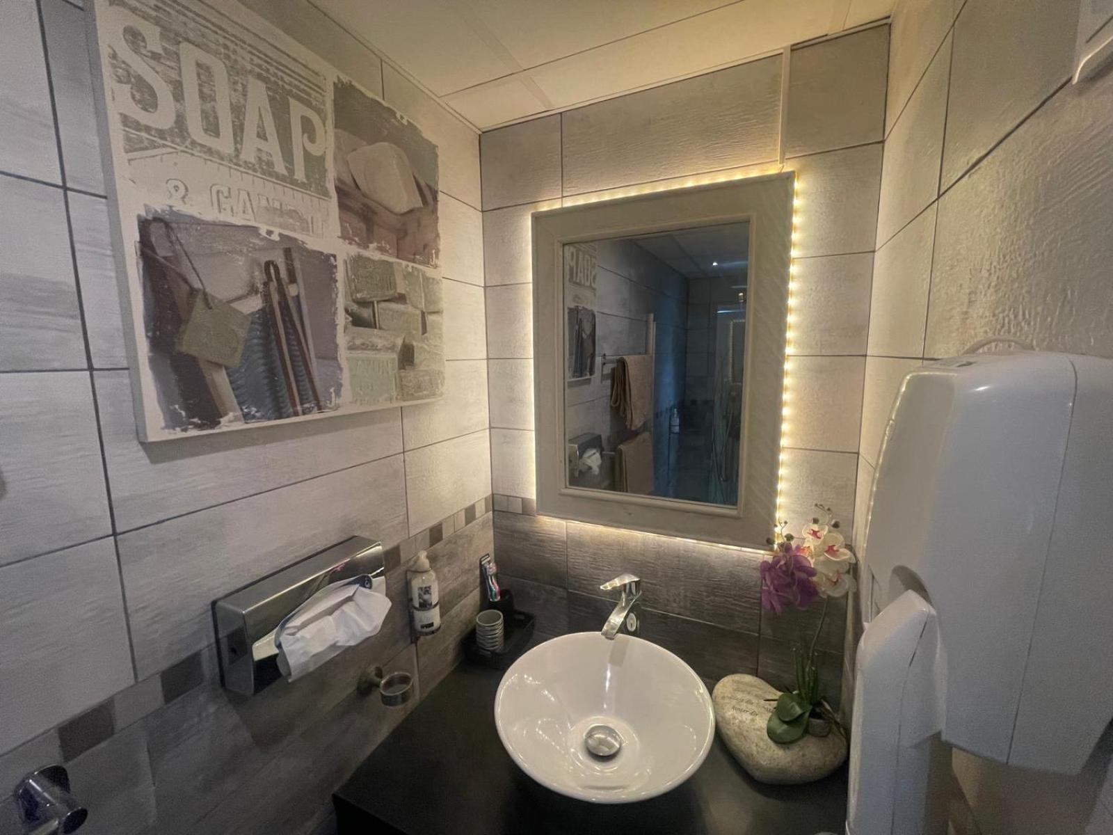 Appart' Spa Et Sauna Privatif Au Coeur De Beaune Bagian luar foto